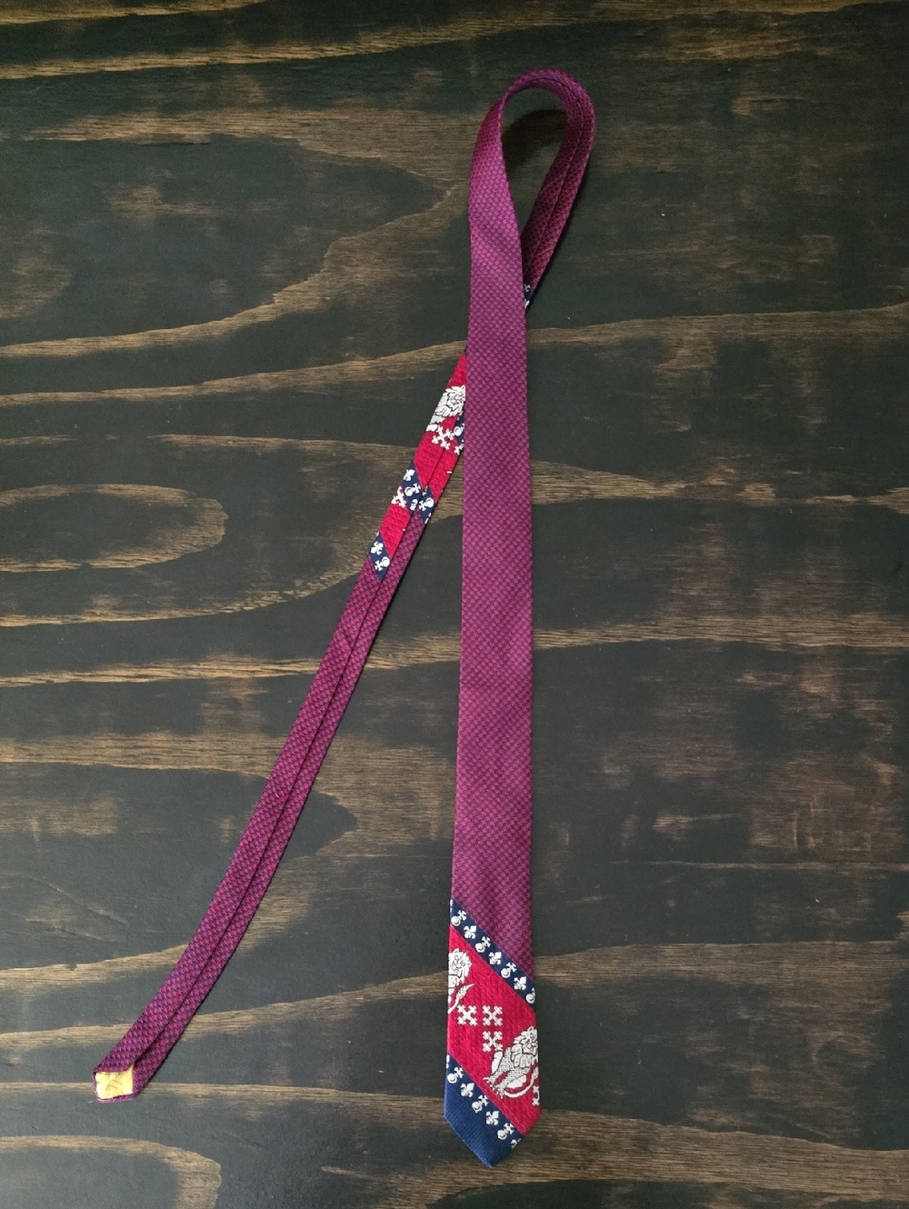 Vintage Patterned Burgundy Tie with Navy Accent